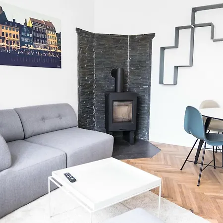Beautiful 2-bed Apartment.